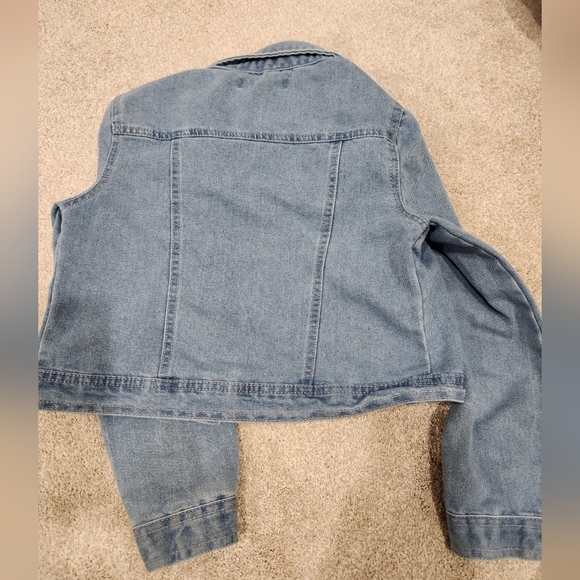 Jean jacket - Picture 7 of 7